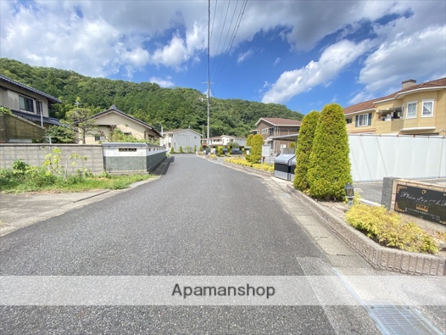 その他　前面道路（その他）まで0m