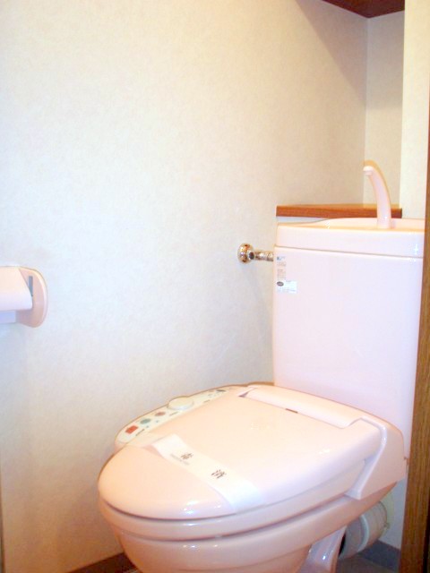 トイレ　ウォシュレット付きのトイレです♪