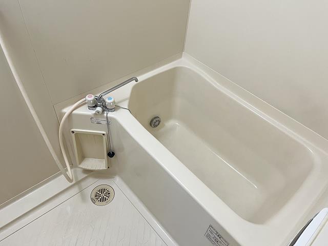 バス・シャワールーム　バス（写真はC101）