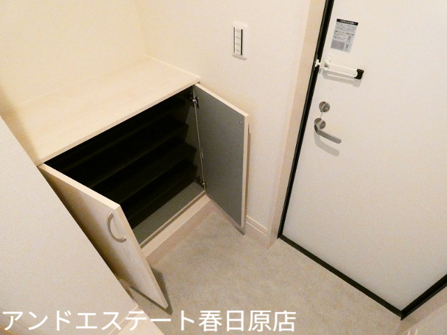 玄関　同型タイプ