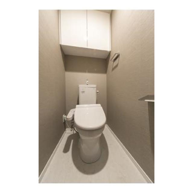 トイレ　※写真は同タイプ住戸です。
