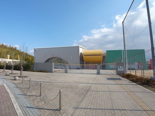 小学校　木津川市立州見台小学校（小学校）まで1027m