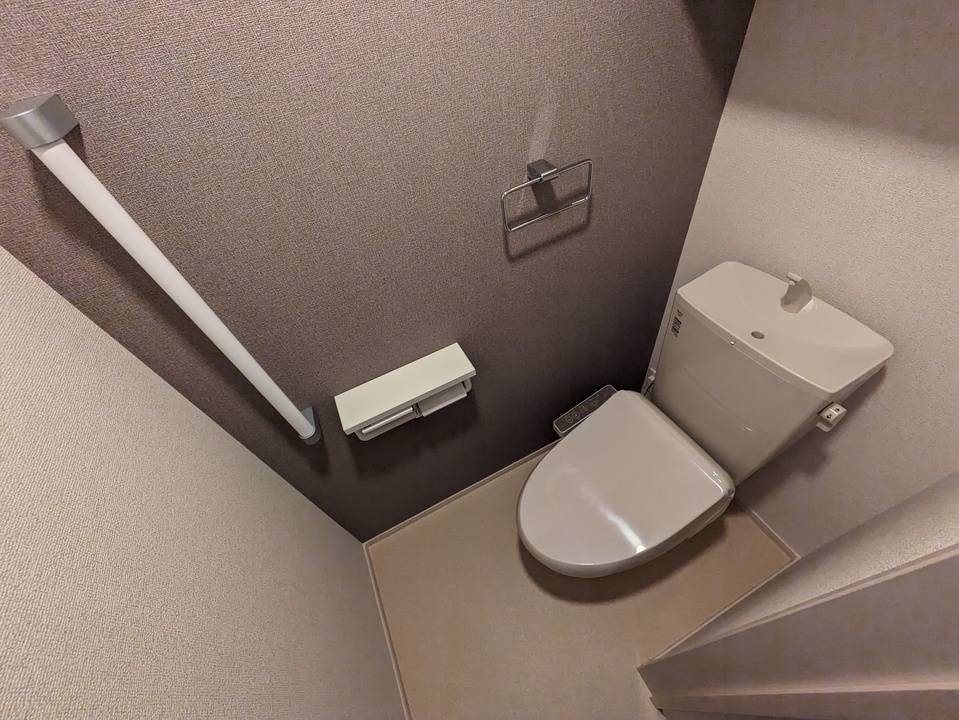 トイレ　トイレ