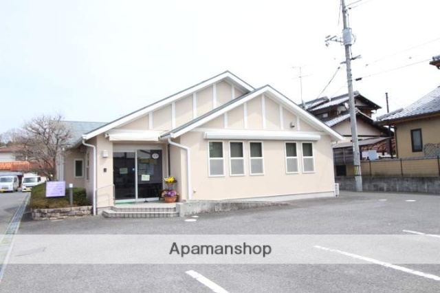 病院　うえおか内科医院（病院）まで398m