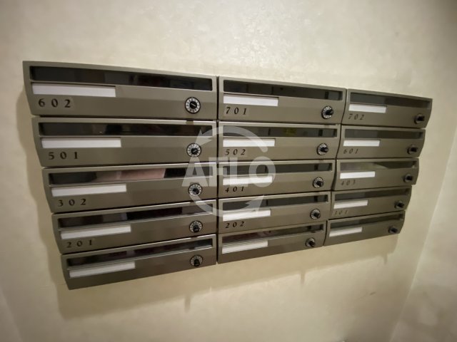 その他共有部分　シャルムヒルズ南森町　メールBOX