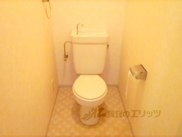 トイレ　広いトイレです