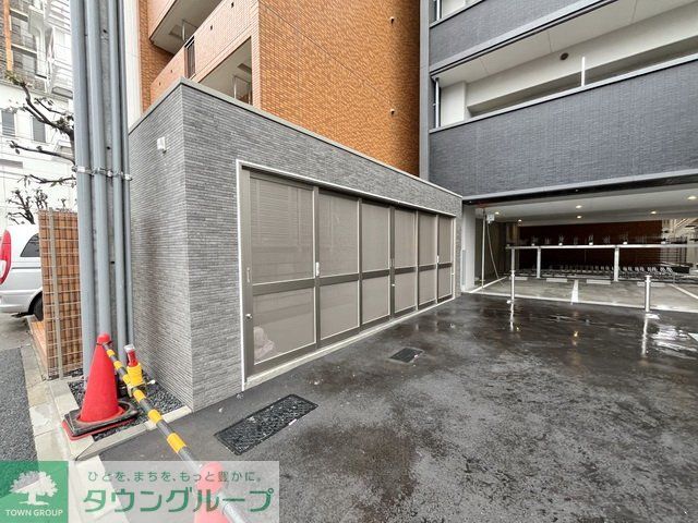 駐車場　バルコニー
