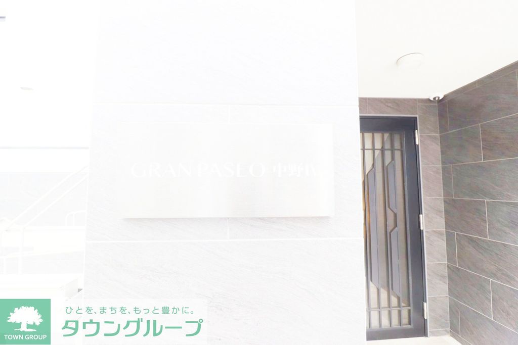 ロビー　お部屋探しはタウンハウジングへ♪