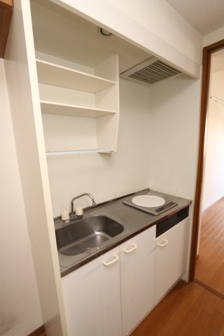 キッチン　参考写真（同物件別部屋）