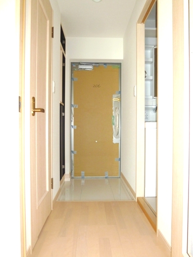 玄関　※別室参考写真