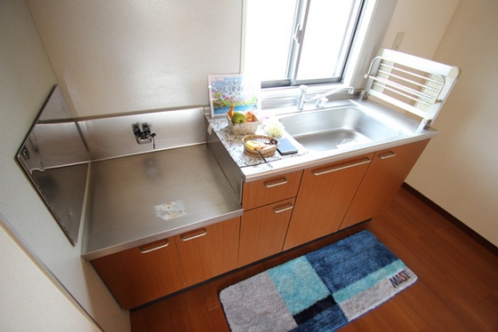 キッチン　※別部屋の写真です