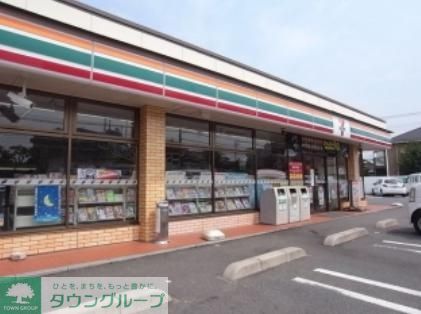 コンビニ　セブンイレブン葛飾西亀有3丁目店（コンビニ）まで260m