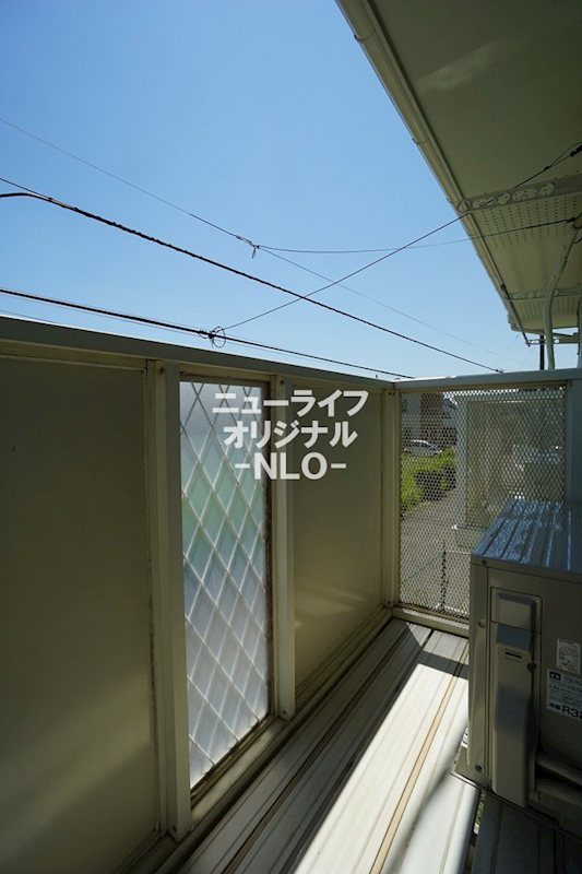 バルコニー　南向きなので明るい日差しが差し込みます☆
