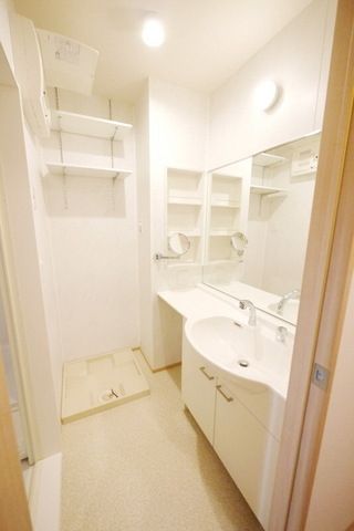 洗面設備　☆シャワー付洗面台☆