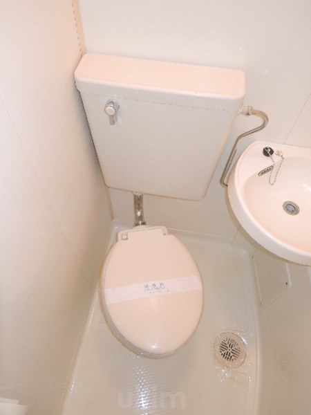 トイレ　同間取りのお部屋の写真です。ご参考までに。