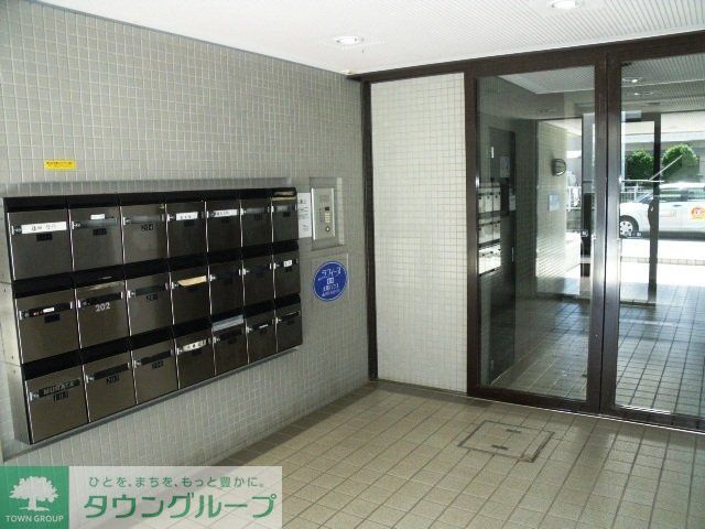 エントランス　エントランス