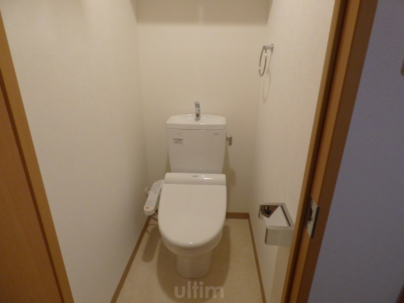 トイレ　※別のお部屋のお写真です。御参考までに。