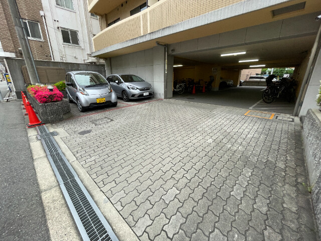 駐車場　駐車場はこちらです。