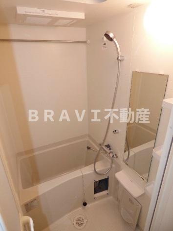 バス・シャワールーム　【プレサンス京町堀ノース】お風呂です