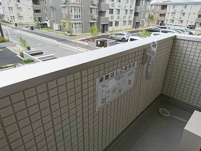 バルコニー　バルコニー