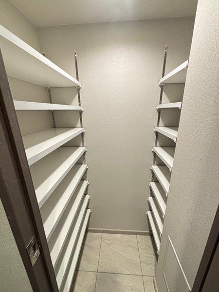 収納　シューズクローゼット