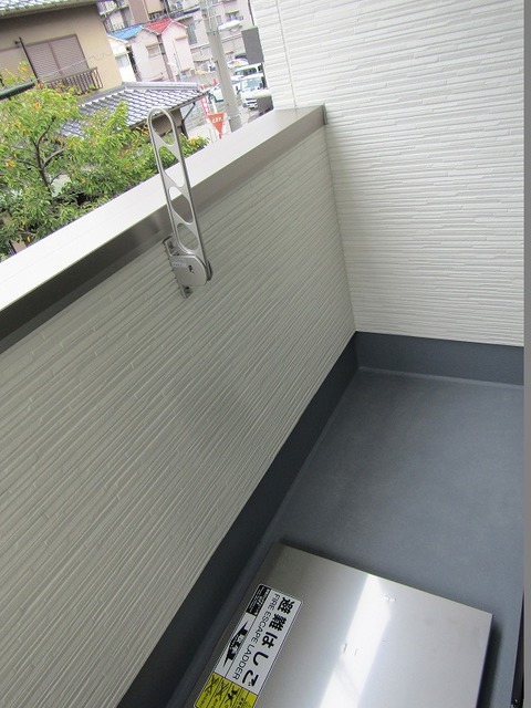 バルコニー　同一施工会社同一仕様写真