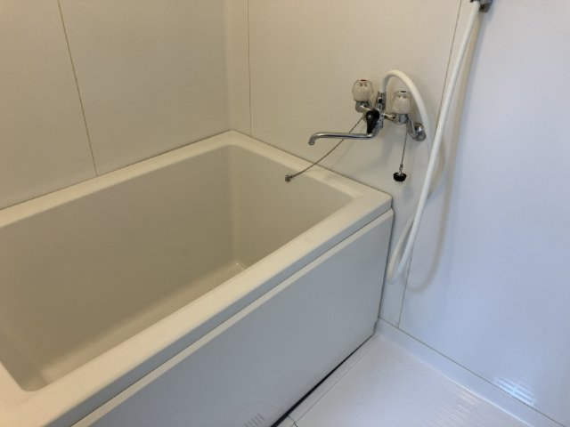 バス・シャワールーム　別部屋のお写真です。参考程度にご覧ください。
