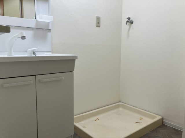 洗面設備　別部屋のお写真です。参考程度にご覧ください。