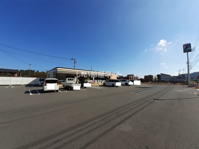 コンビニ　セブンイレブン 津田町琴林店（コンビニ）まで1529m