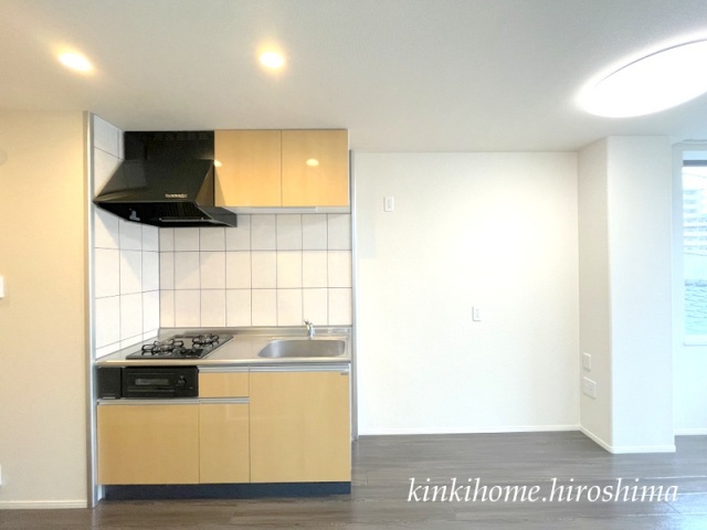 キッチン　写真は別のお部屋です。