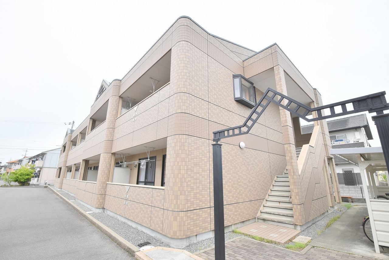 建物外観　サングローリーガルデン