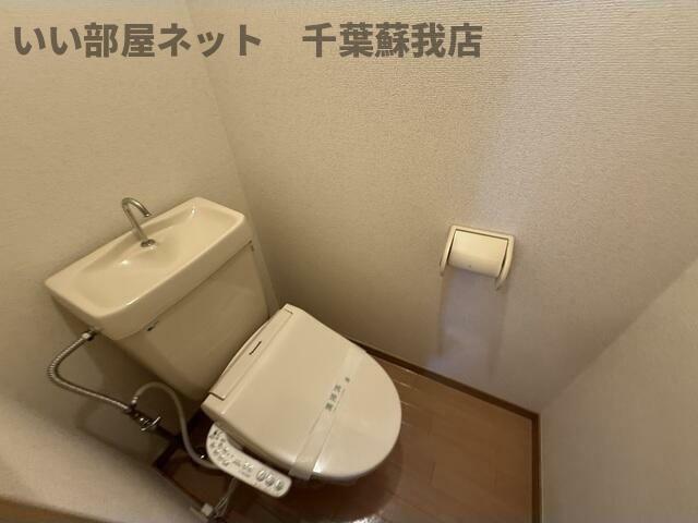 トイレ　トイレもきれいです