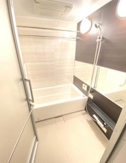 バス・シャワールーム　お風呂です