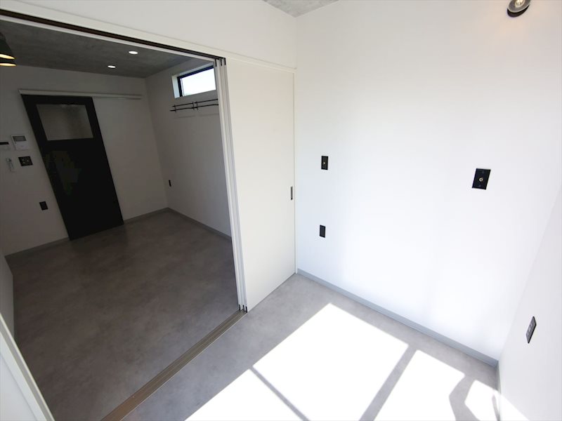 その他部屋・スペース　ＬＤＫ8.6帖　洋室3帖