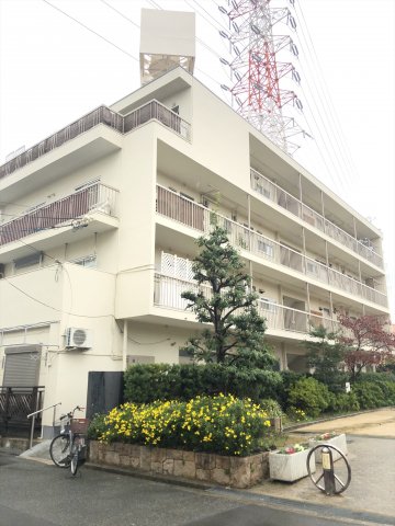 建物外観　敷地内に自転車置き場あります！