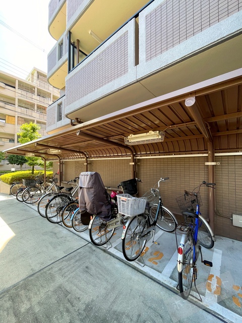 駐車場　駐輪場