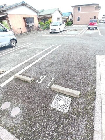 駐車場　駐車場があります