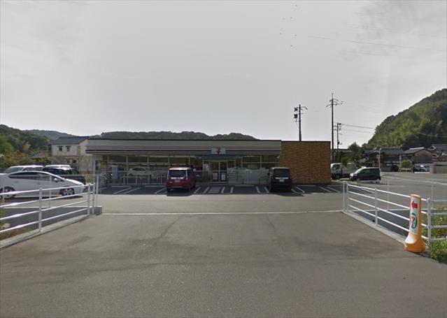 コンビニ　セブンイレブン倉敷玉島阿賀崎店（コンビニ）まで385m