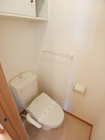 トイレ　シンプルで使いやすいトイレです