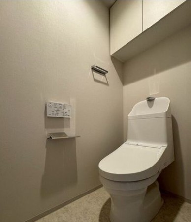 トイレ　落ち着いたトイレです