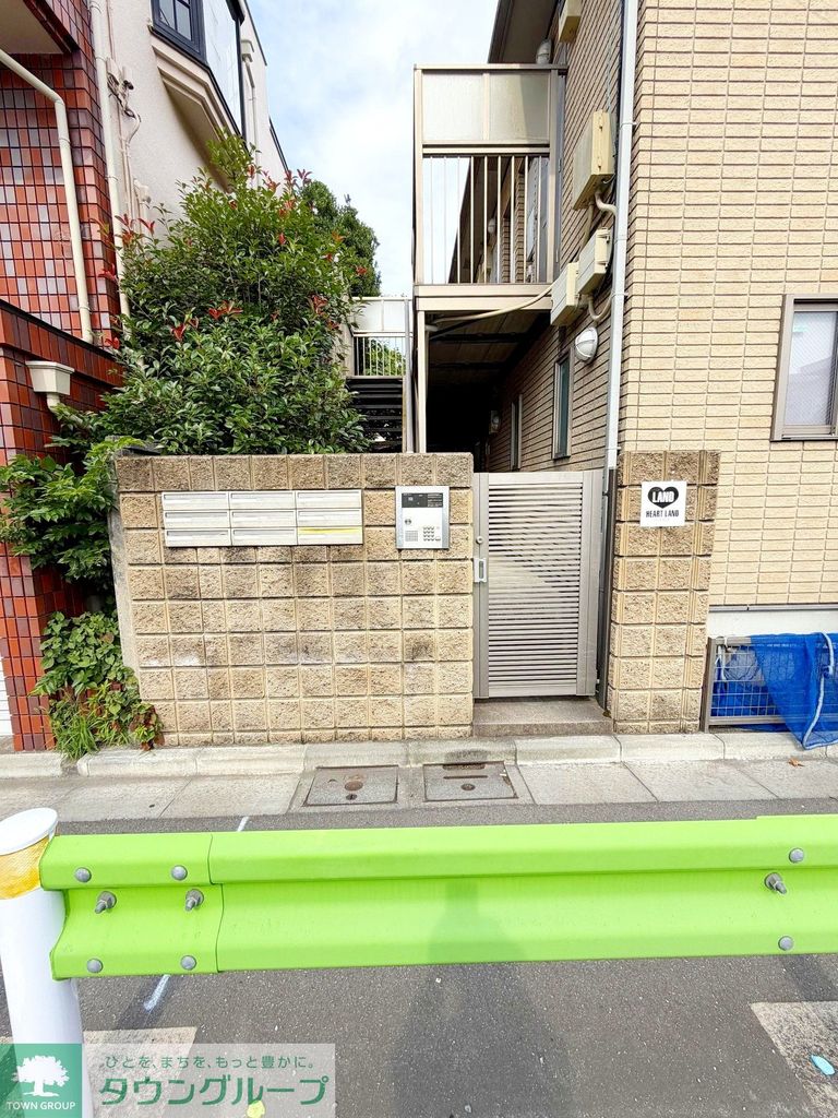 エントランス　エントランス