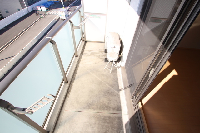 バルコニー　他のお部屋の写真利用