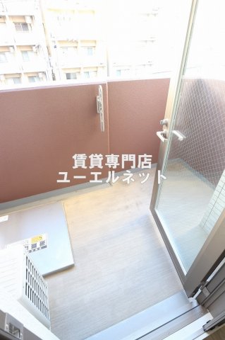 バルコニー　バルコニー付きで採光＆風通し良好！