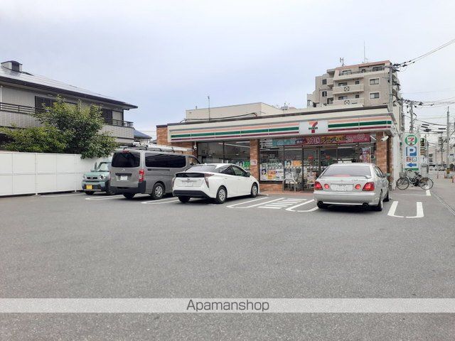 コンビニ　セブンイレブン福岡石丸店（コンビニ）まで210m