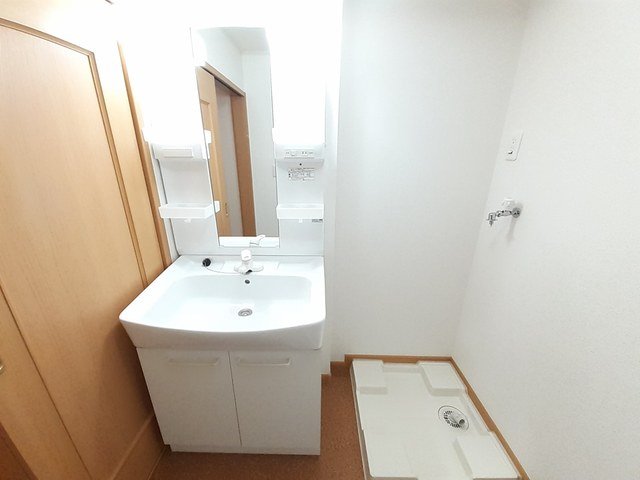 洗面設備　忙しい朝には欠かせない洗面所です