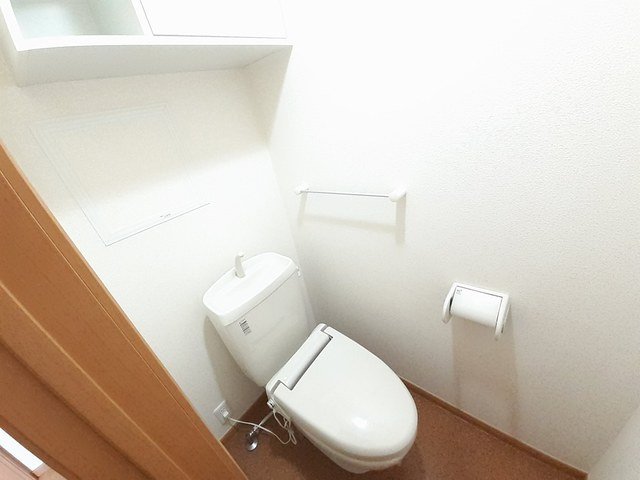 トイレ　トイレもきれいです