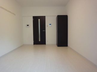 居室・リビング　同マンション別部屋の写真です。