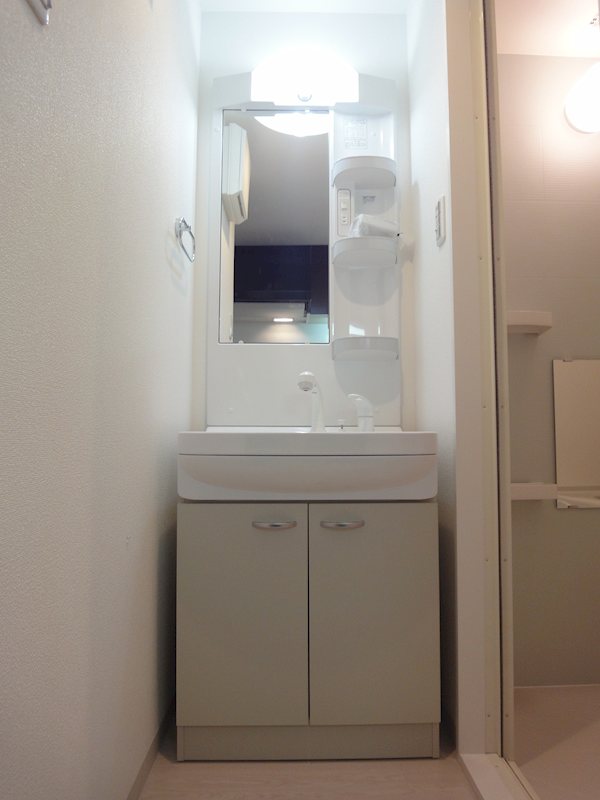 洗面設備　同マンション別部屋の写真です。
