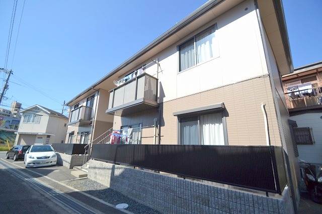建物外観　駅まで平坦