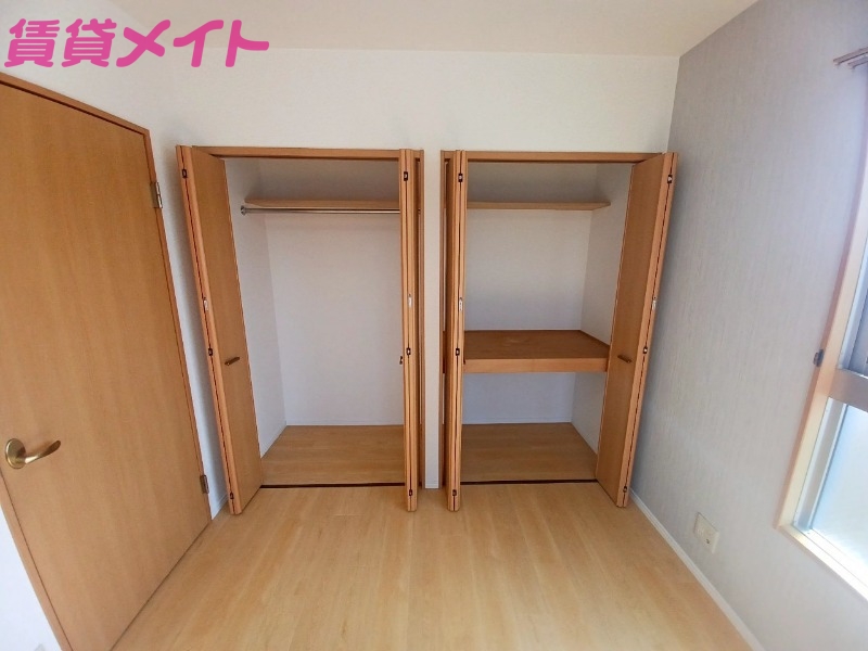 収納　別部屋参考写真です
